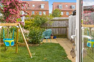 Pargeter Close Adderbury